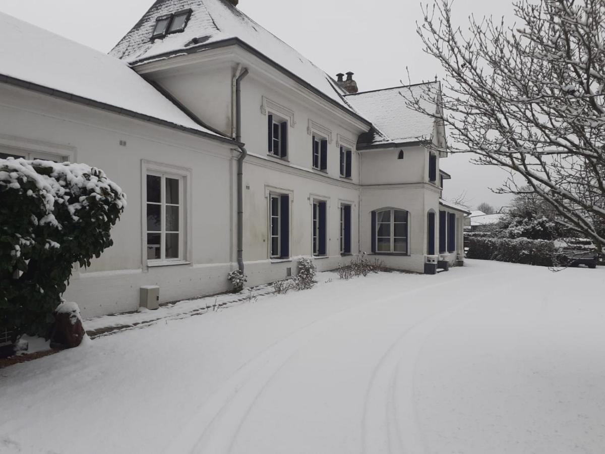 Manoir De L'As De Trefle Bed & Breakfast Isneauville Exterior photo